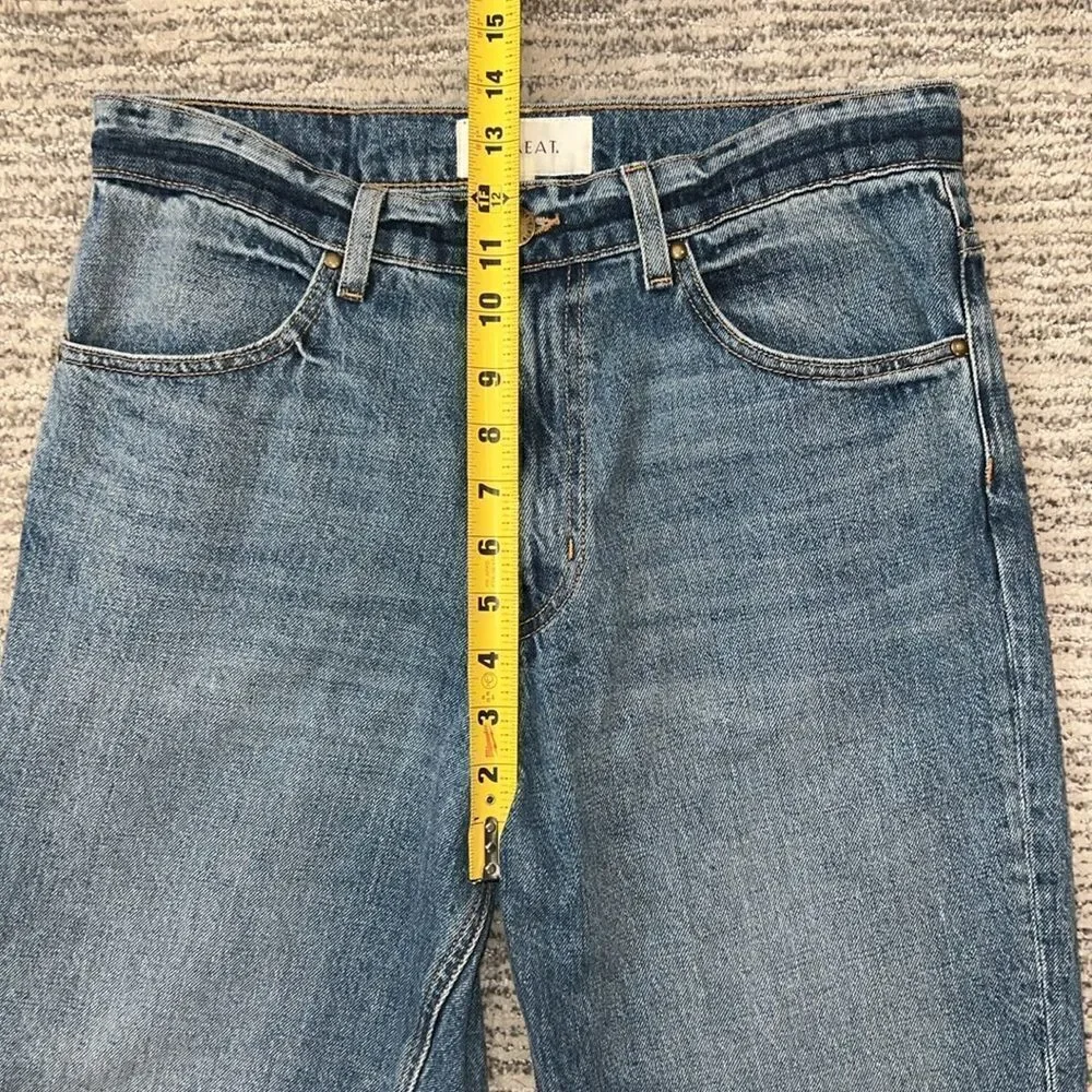 The Great.  THE SLOUCH TAPER JEAN Darker Wash Size 26 - Picture 9 of 15